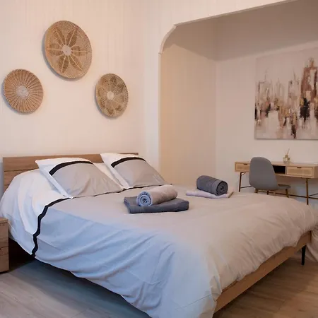 Logement De Charme En Plein Coeur D'Avignon Exterior photo