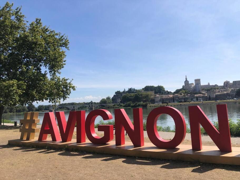 Apartment De Charme En Plein Coeur D'avignon *